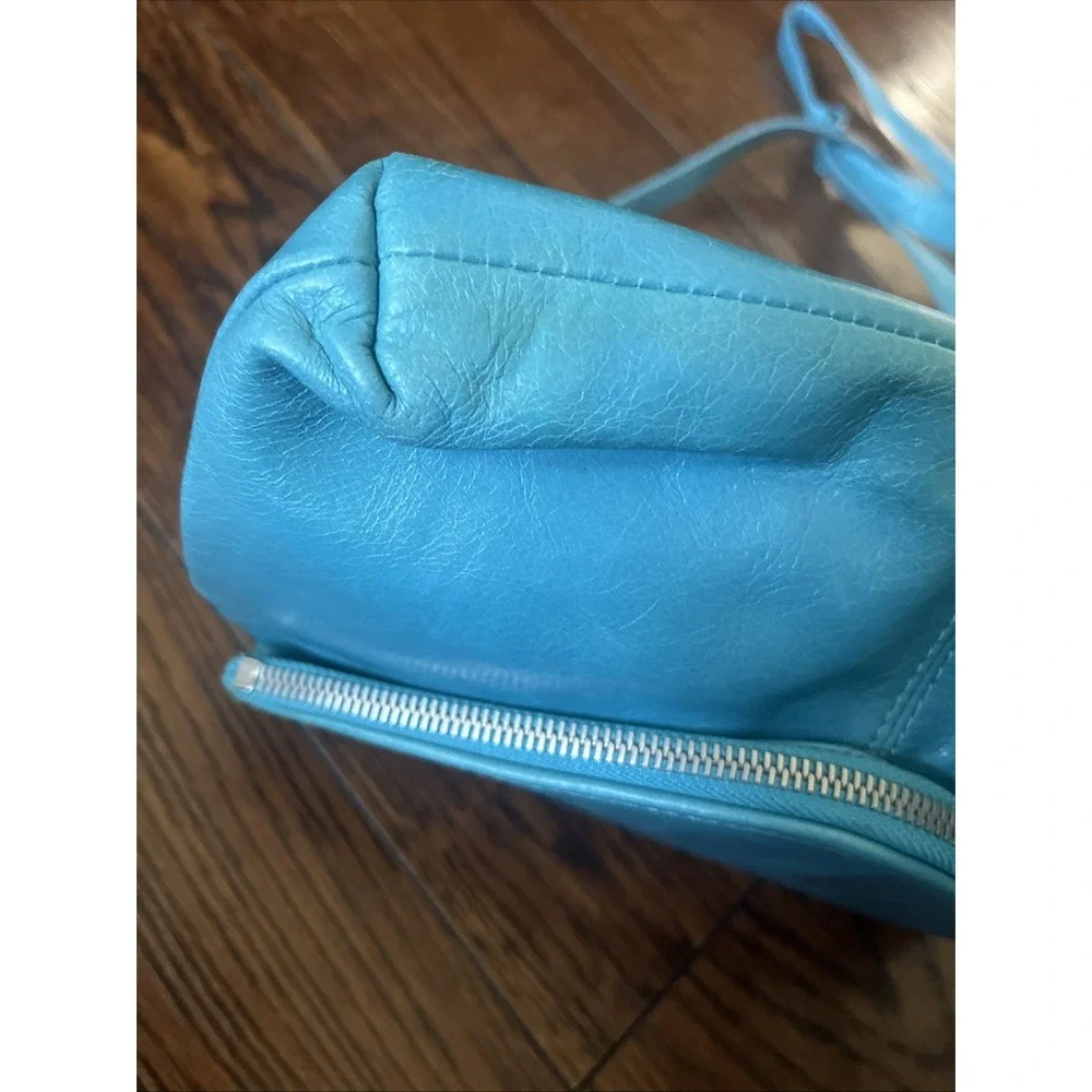 Hobo International Turquoise Leather Crossbody Small Zip Flap Purse Boho Chic
